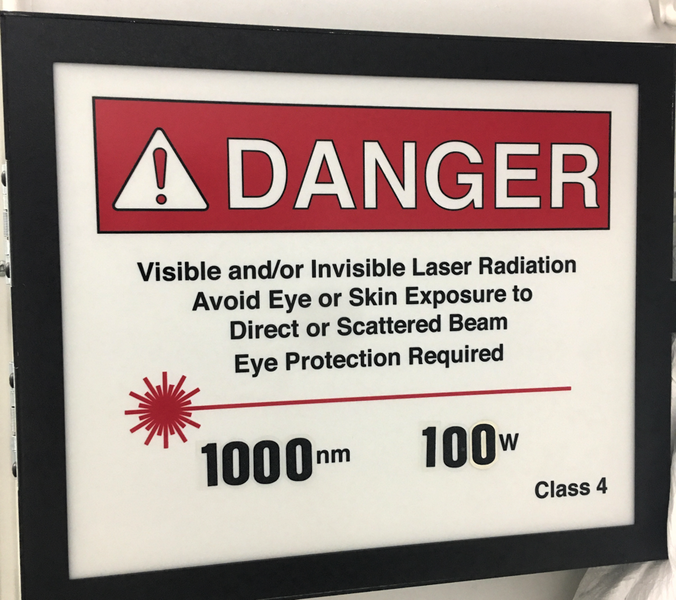Ficheiro:L2i warning sign.png